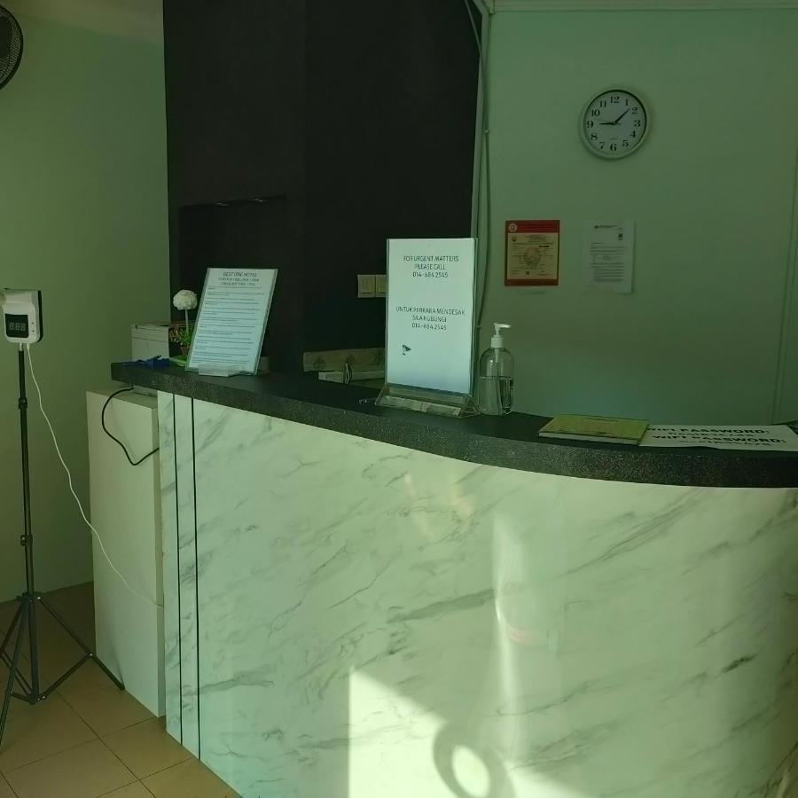 Best One Hotel Malacca Bagian luar foto