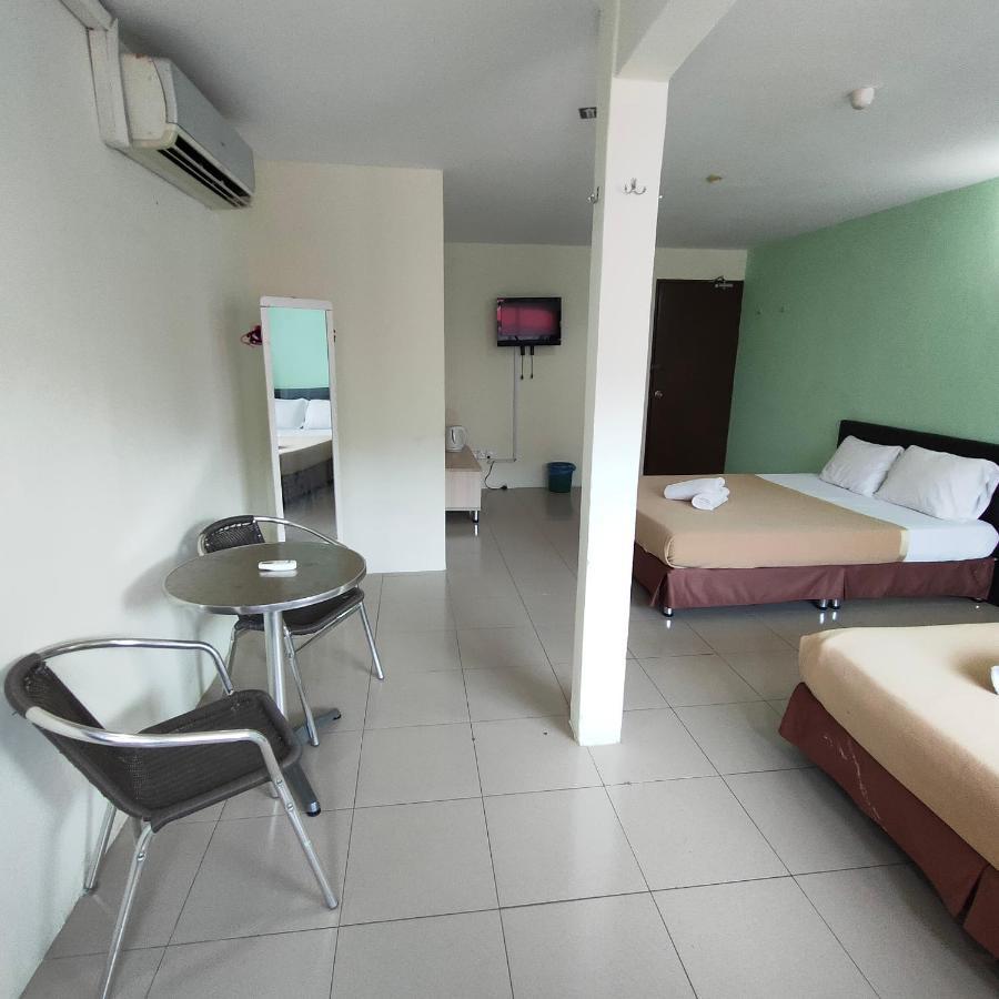 Best One Hotel Malacca Bagian luar foto