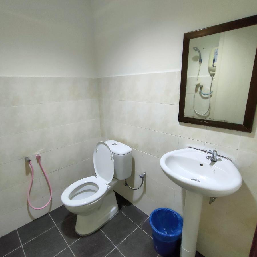 Best One Hotel Malacca Bagian luar foto