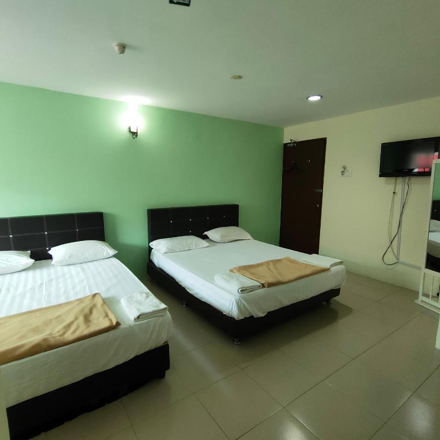 Best One Hotel Malacca Bagian luar foto